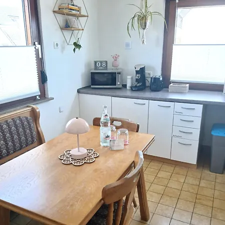 Happybnb Mit Sonniger Terrasse Appartement