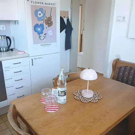Apartment Happybnb Mit Sonniger Terrasse