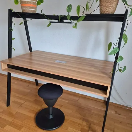 Gruenoase Mit Sonnenbalkon شقة